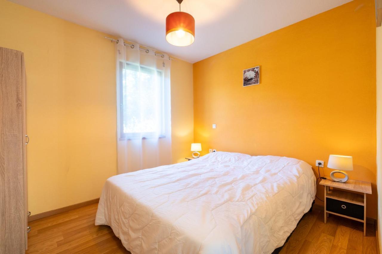 Le Hameau Du Comte De Foix - 11 Chalets En Ariege Mercus-Garrabet Екстер'єр фото