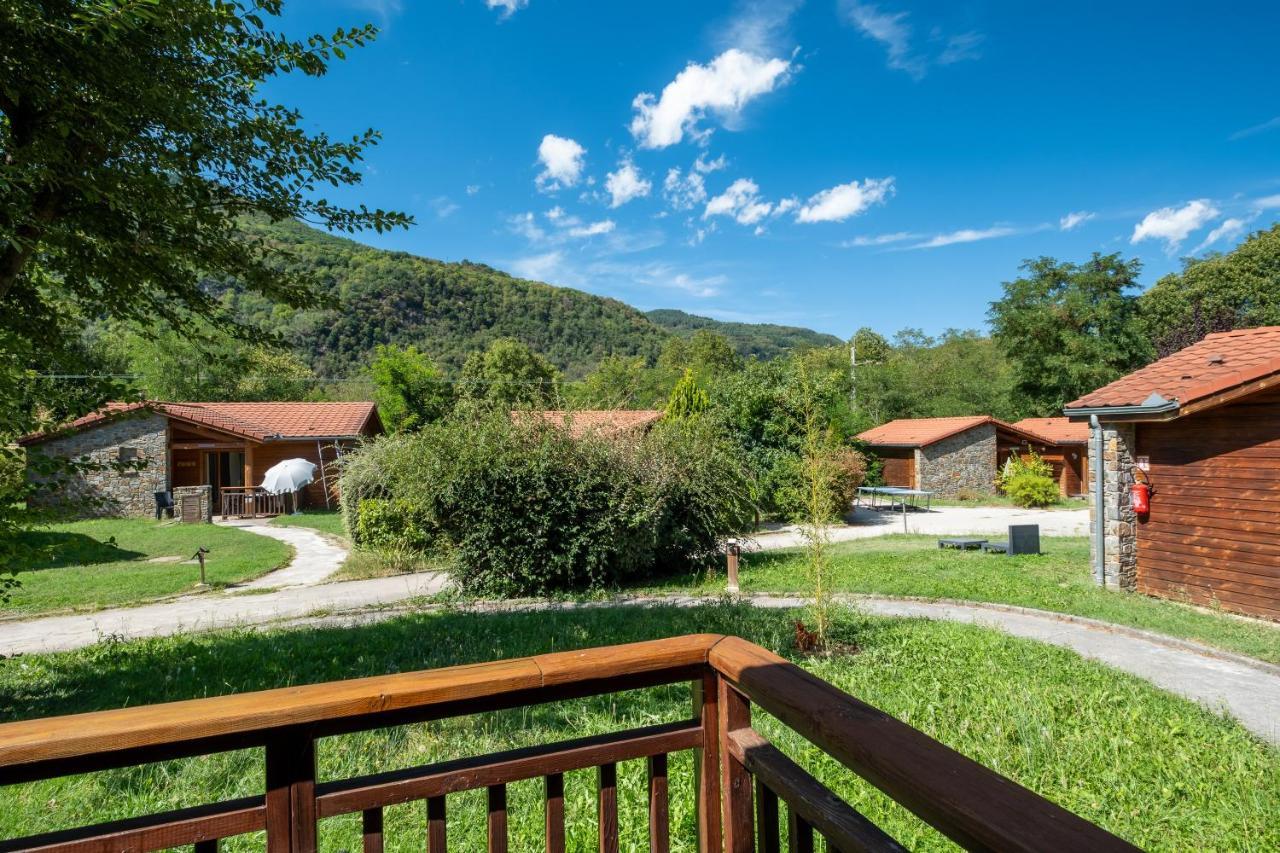 Le Hameau Du Comte De Foix - 11 Chalets En Ariege Mercus-Garrabet Екстер'єр фото