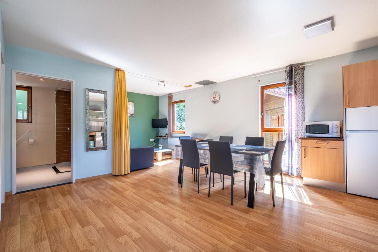 Le Hameau Du Comte De Foix - 11 Chalets En Ariege Mercus-Garrabet Екстер'єр фото